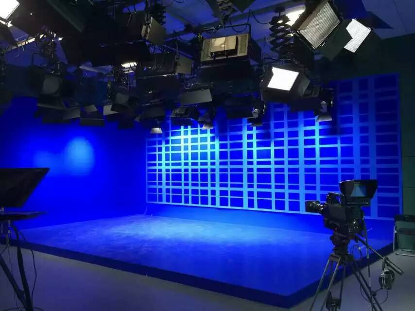 虚拟蓝箱演播室灯光