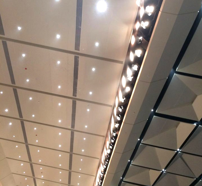 鼎湖剧院LED影视螺纹透镜聚光灯工程案例